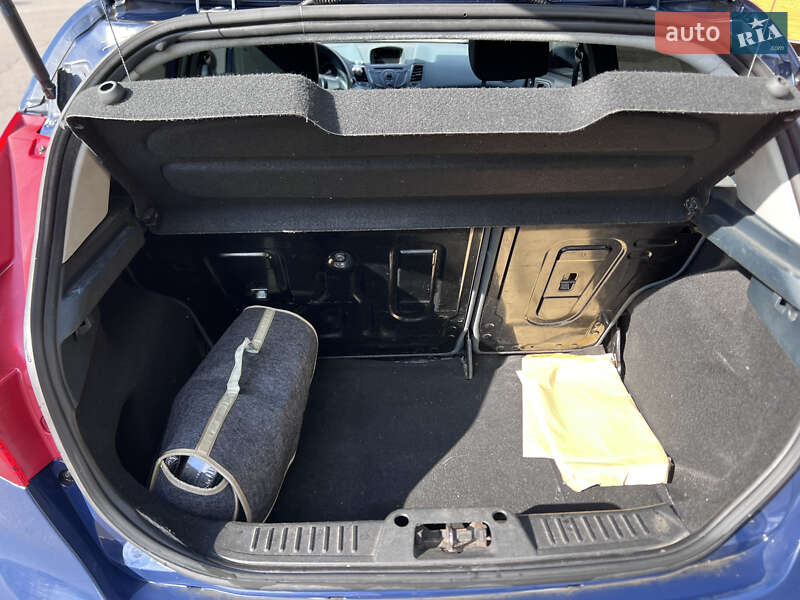 Хэтчбек Ford Fiesta 2010 в Львове фото 12 Хэтчбек Ford Fiesta 2010 в Львове