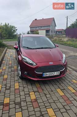 Хэтчбек Ford Fiesta 2017 в 