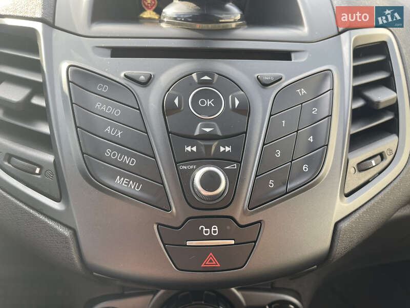 Хэтчбек Ford Fiesta 2016 в Харькове
