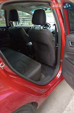 Седан Ford Fiesta 2016 в 