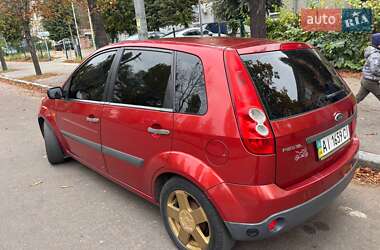 Хэтчбек Ford Fiesta 2008 в 