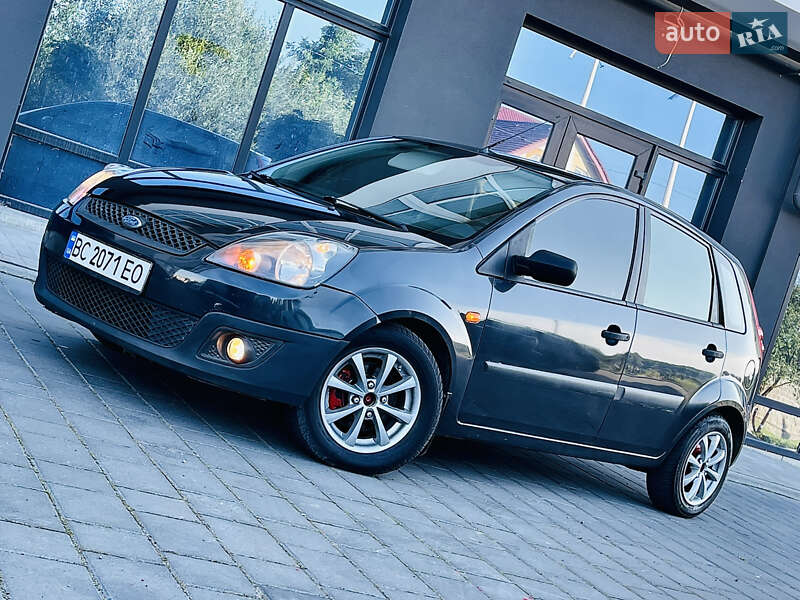Хэтчбек Ford Fiesta 2007 в Трускавце