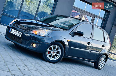 Хэтчбек Ford Fiesta 2007 в 
