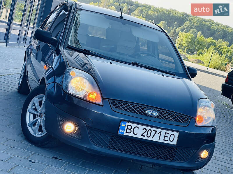 Хэтчбек Ford Fiesta 2007 в Трускавце