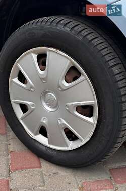 Хэтчбек Ford Fiesta 2007 в 