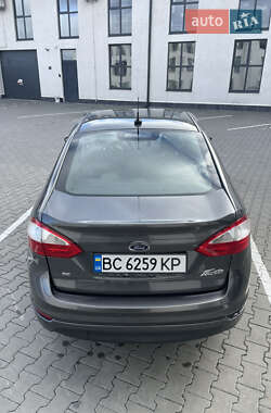 Седан Ford Fiesta 2018 в 