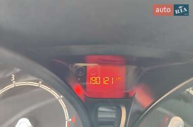 Хэтчбек Ford Fiesta 2012 в 