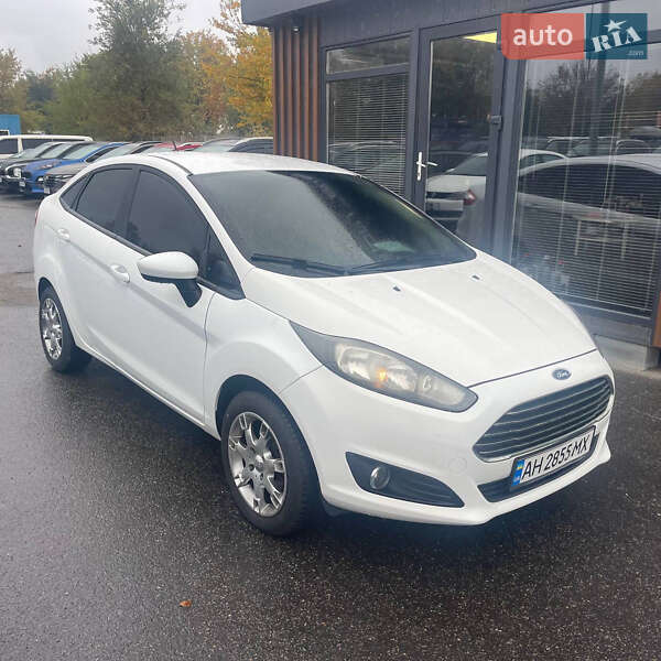 Седан Ford Fiesta 2019 в Днепре