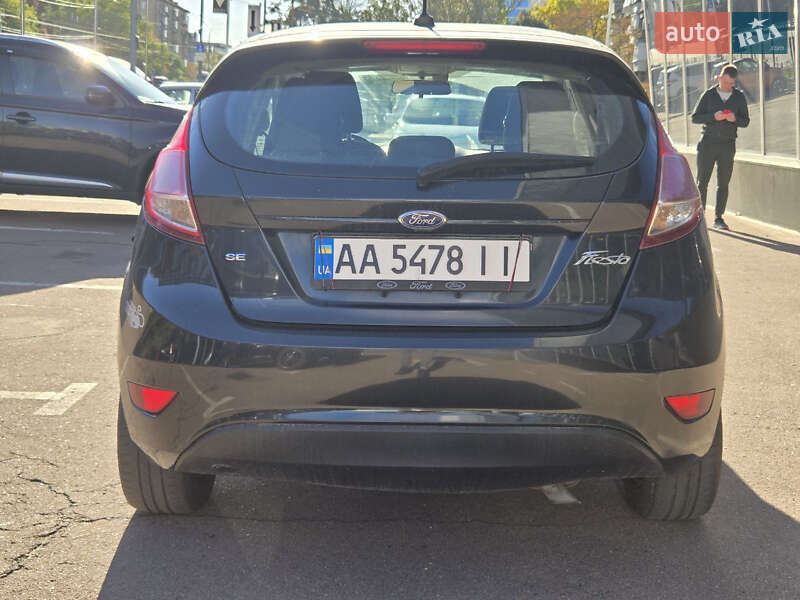 Хетчбек Ford Fiesta 2014 в Києві фото 6 Хетчбек Ford Fiesta 2014 в Києві