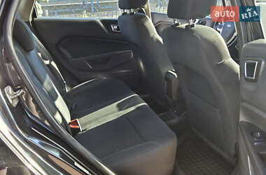 Хэтчбек Ford Fiesta 2014 в 