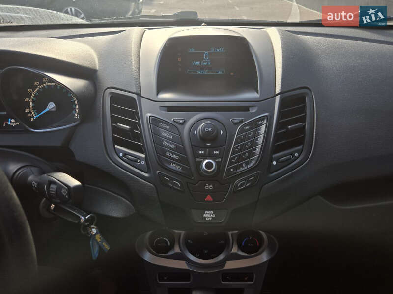 Хетчбек Ford Fiesta 2014 в Києві фото 22 Хетчбек Ford Fiesta 2014 в Києві