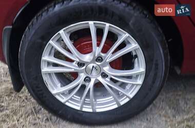 Хэтчбек Ford Fiesta 2011 в 