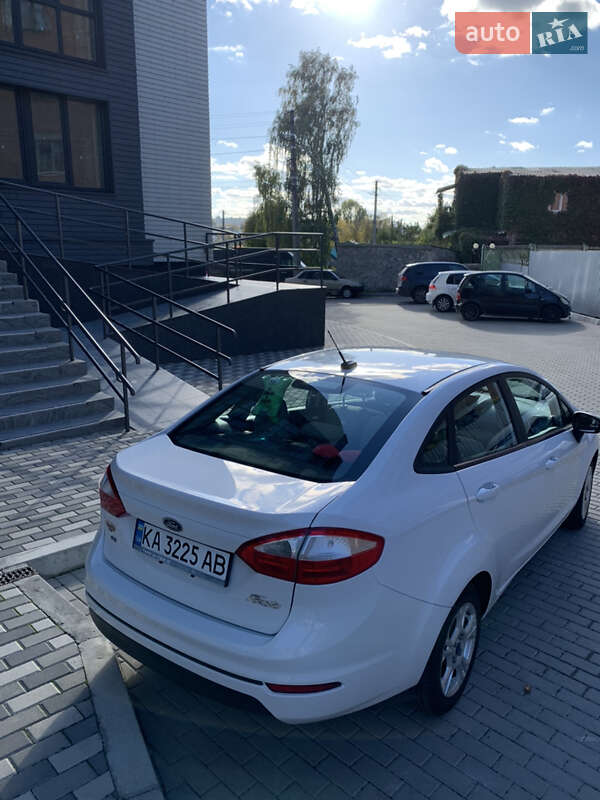 Седан Ford Fiesta 2016 в Білій Церкві фото 4 Седан Ford Fiesta 2016 в Білій Церкві