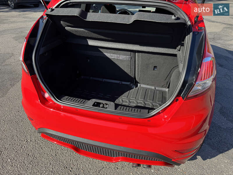 Хетчбек Ford Fiesta 2016 в Харкові фото 25 Хетчбек Ford Fiesta 2016 в Харкові