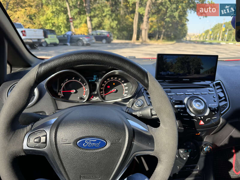 Хетчбек Ford Fiesta 2016 в Харкові фото 14 Хетчбек Ford Fiesta 2016 в Харкові