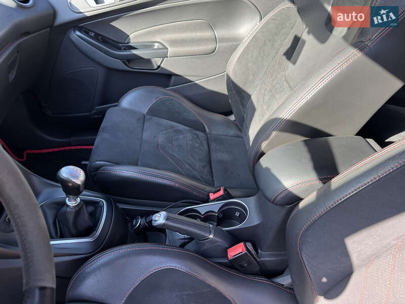 Хетчбек Ford Fiesta 2016 в Харкові фото 19 Хетчбек Ford Fiesta 2016 в Харкові