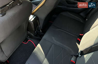 Седан Ford Fiesta 2014 в 