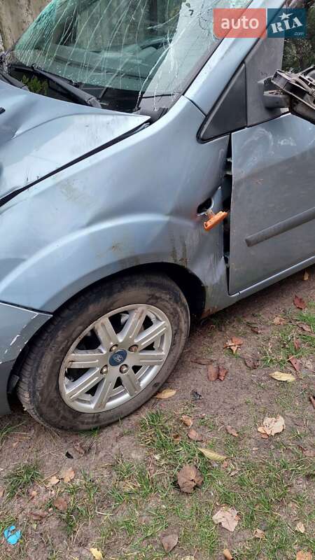 Хэтчбек Ford Fiesta 2006 в Сновске фото 8 Хэтчбек Ford Fiesta 2006 в Сновске