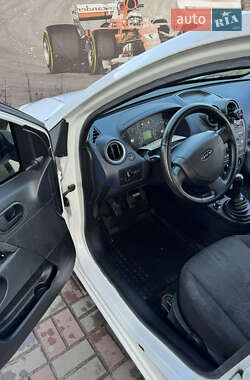 Хэтчбек Ford Fiesta 2007 в 