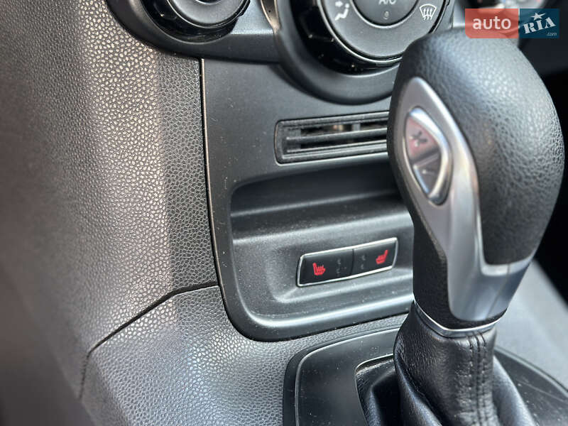 Хэтчбек Ford Fiesta 2016 в Чернигове