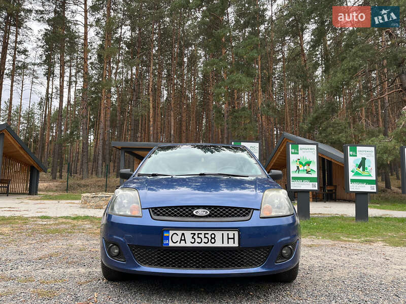 Хетчбек Ford Fiesta 2007 в Черкасах фото 6 Хетчбек Ford Fiesta 2007 в Черкасах