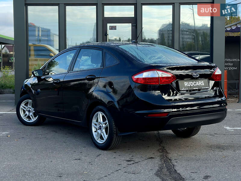 Седан Ford Fiesta 2019 в Кременчуці