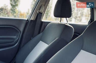 Седан Ford Fiesta 2019 в 