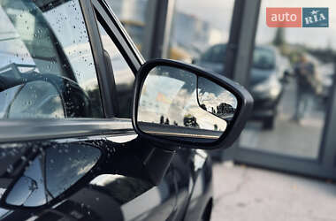 Седан Ford Fiesta 2019 в 