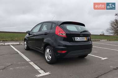 Хэтчбек Ford Fiesta 2009 в 