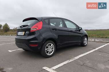 Хэтчбек Ford Fiesta 2009 в 