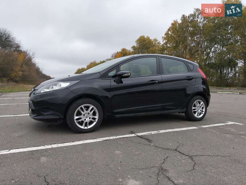 Хетчбек Ford Fiesta 2009 в Конотопі