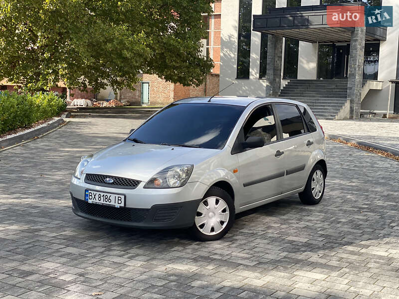 Хетчбек Ford Fiesta 2007 в Мукачевому