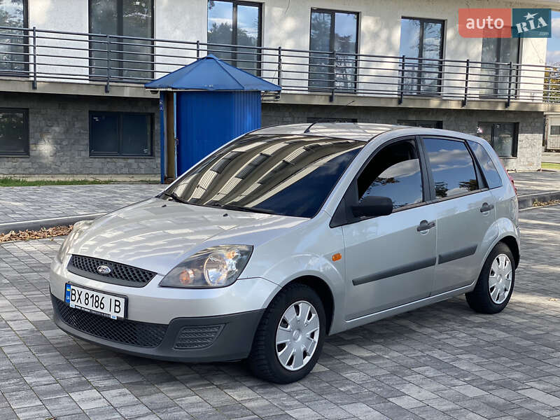 Хетчбек Ford Fiesta 2007 в Мукачевому