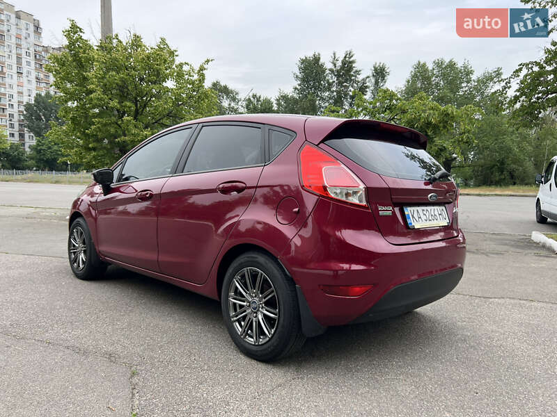 Хэтчбек Ford Fiesta 2013 в Киеве фото 4 Хэтчбек Ford Fiesta 2013 в Киеве