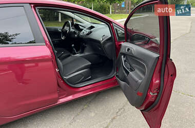 Хэтчбек Ford Fiesta 2013 в 