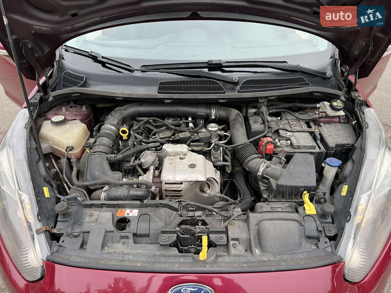 Хэтчбек Ford Fiesta 2013 в Киеве фото 14 Хэтчбек Ford Fiesta 2013 в Киеве