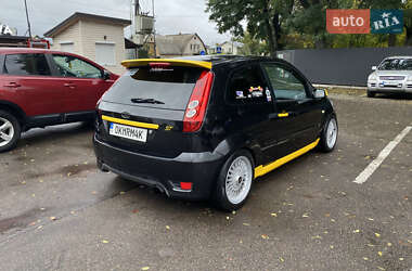 Хетчбек Ford Fiesta 2007 в 