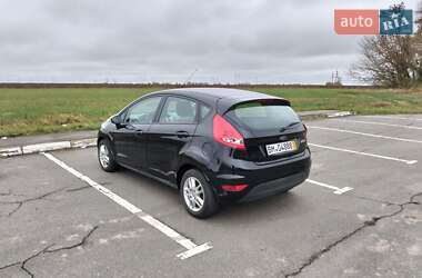 Хэтчбек Ford Fiesta 2009 в 