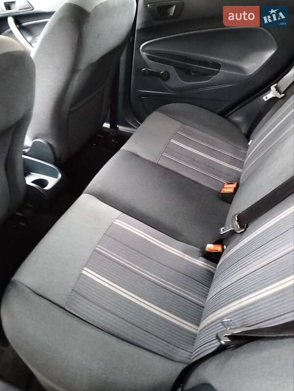 Хетчбек Ford Fiesta 2009 в Конотопі