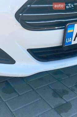 Седан Ford Fiesta 2018 в 
