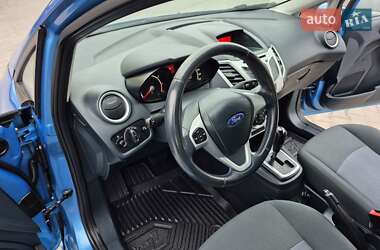 Хэтчбек Ford Fiesta 2012 в 