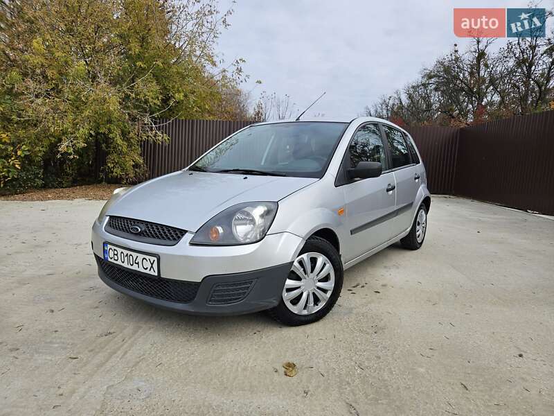 Хетчбек Ford Fiesta 2008 в Обухові