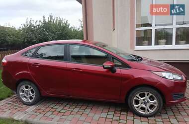 Седан Ford Fiesta 2016 в  фото 4 Седан Ford Fiesta 2016 в