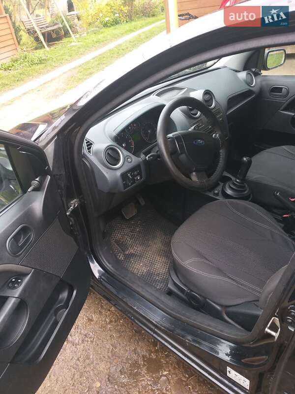 Хэтчбек Ford Fiesta 2008 в Хырове фото 20 Хэтчбек Ford Fiesta 2008 в Хырове