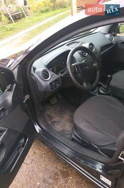 Хетчбек Ford Fiesta 2008 в  фото 20 Хетчбек Ford Fiesta 2008 в