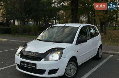 Хэтчбек Ford Fiesta 2007 в Николаеве