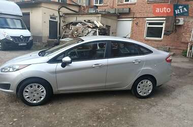Седан Ford Fiesta 2017 в  фото 10 Седан Ford Fiesta 2017 в