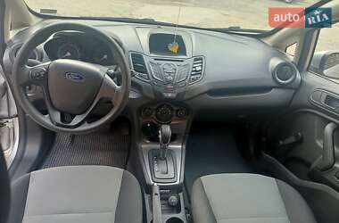 Седан Ford Fiesta 2017 в  фото 15 Седан Ford Fiesta 2017 в