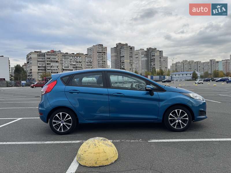 Хетчбек Ford Fiesta 2014 в Києві фото 2 Хетчбек Ford Fiesta 2014 в Києві