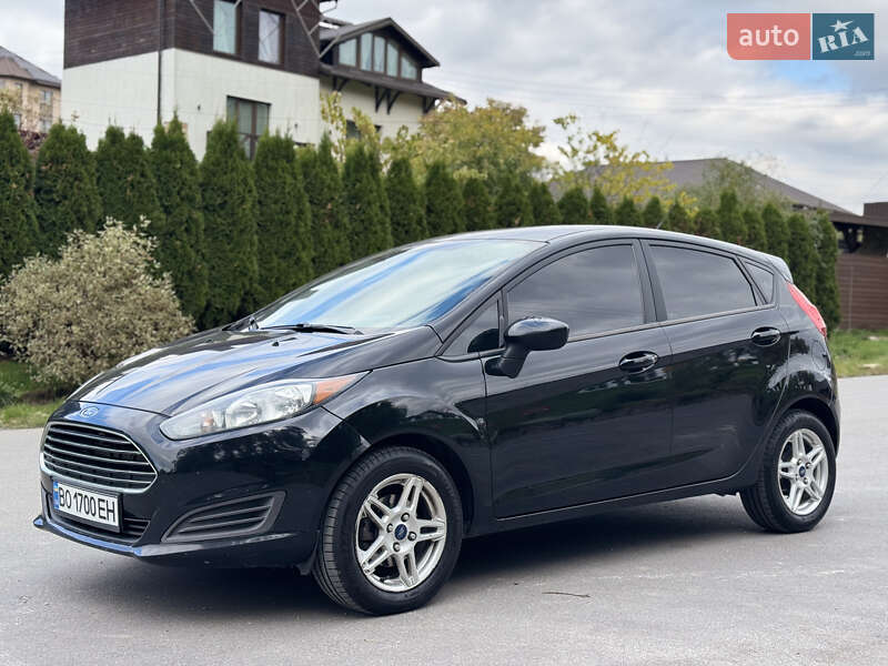 Хэтчбек Ford Fiesta 2018 в Тернополе